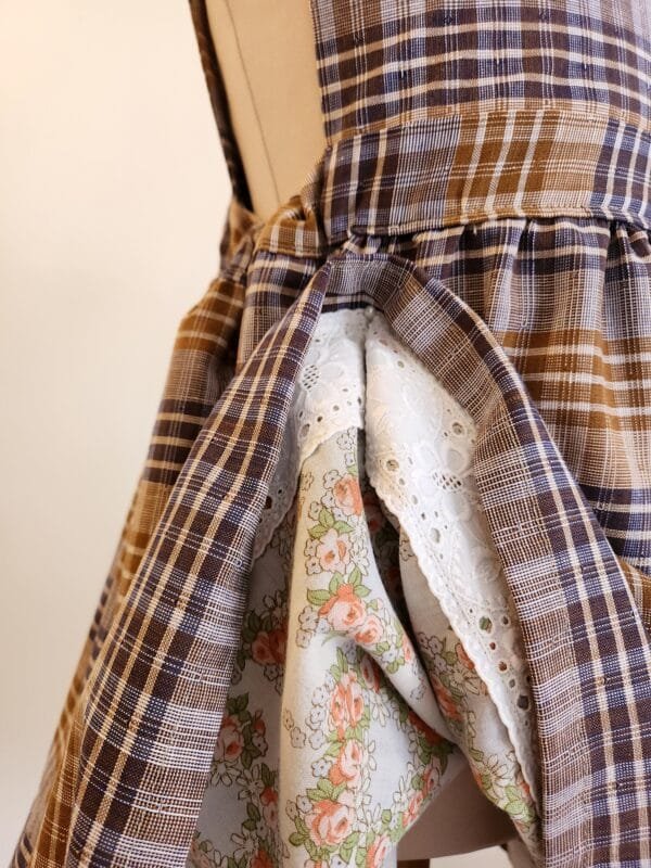 robe_col_volant_fille_prince_de_galles_doublure robe col volant fille prince de galles