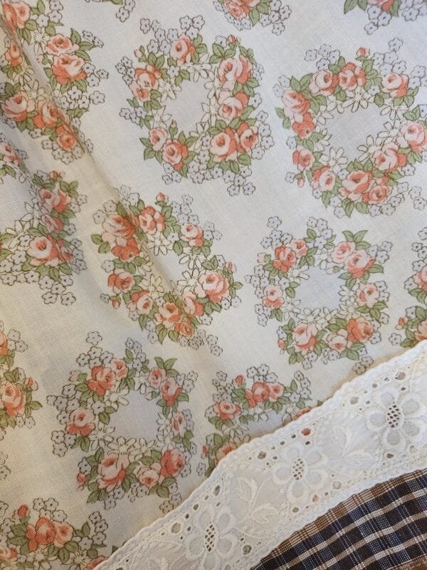 20241015_161221 Robe Précieuse d'Automne 5-6 ans