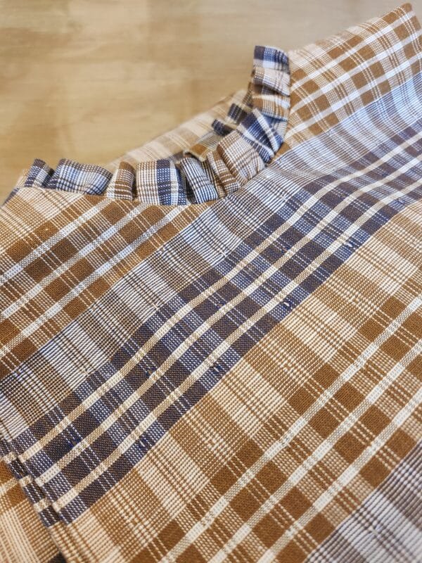 robe_col_volant_fille_prince_de_galles_detail_col_voalnt Robe Précieuse d'Automne 5-6 ans